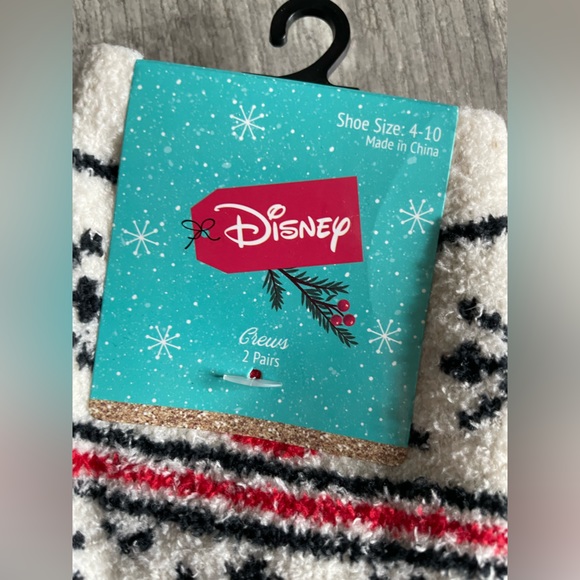 Cute Cozy Disney Holiday socks - Picture 3 of 4